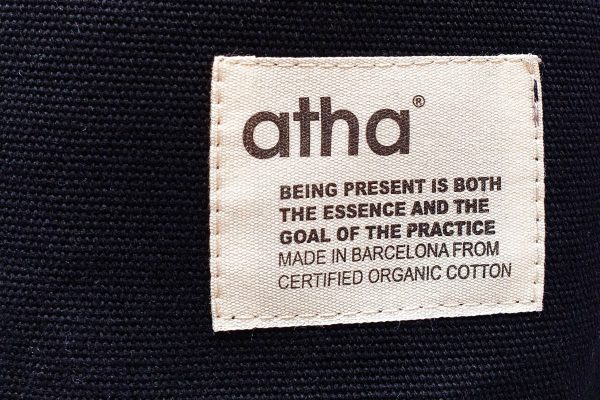 Black yoga mat bag made in Barcelona from organic cotton