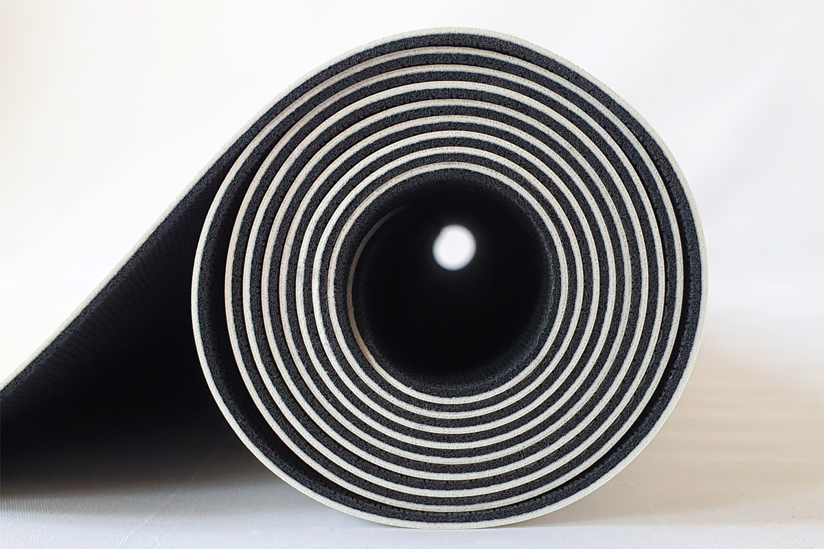 Eco friendly yoga mat atha PRO Travel white