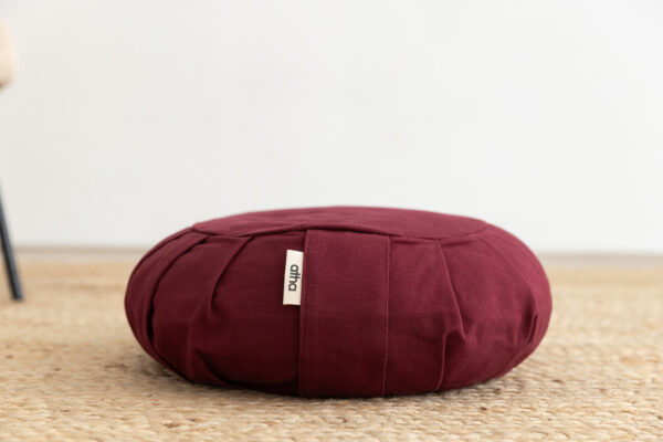 meditation cushion pleated garnet 4