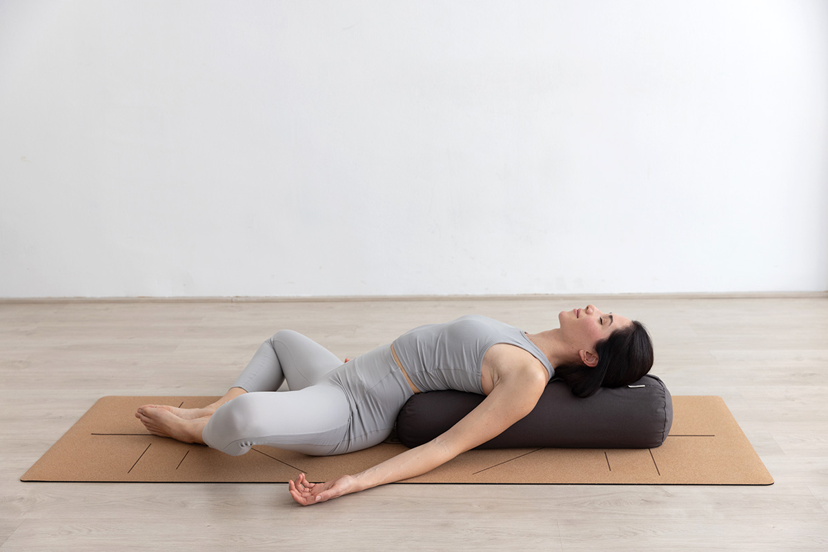 yoga bolster atha grey